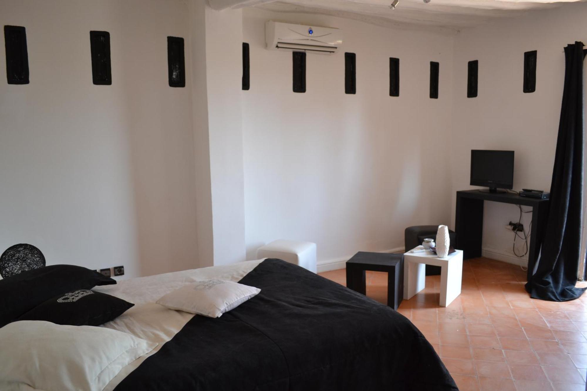 Deluxe Double Room,1546882072:JPEG